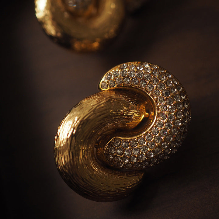 Vintage Metallic Necklace – Timeless Elegance