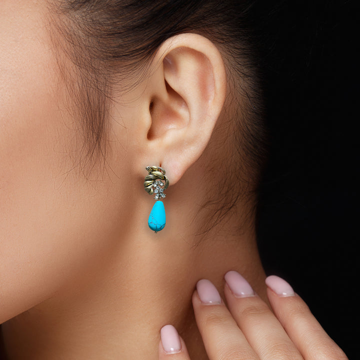 Classic Turquoise Teardrop and Crystal Earring