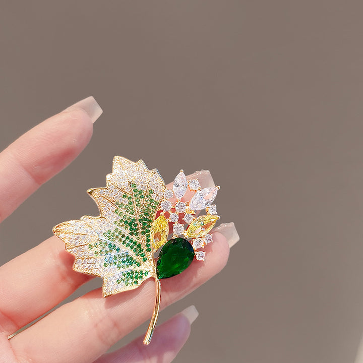 Green Maple Leaf Filigree Brooch