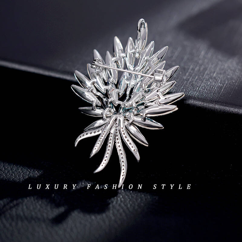 Blue Ruscus Leaf Brooch