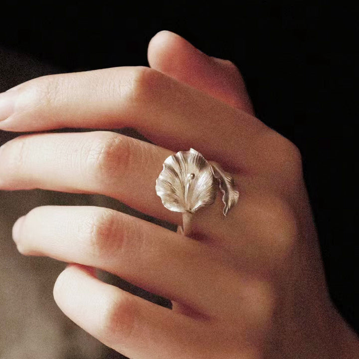 Horsehoe Lotus Ring