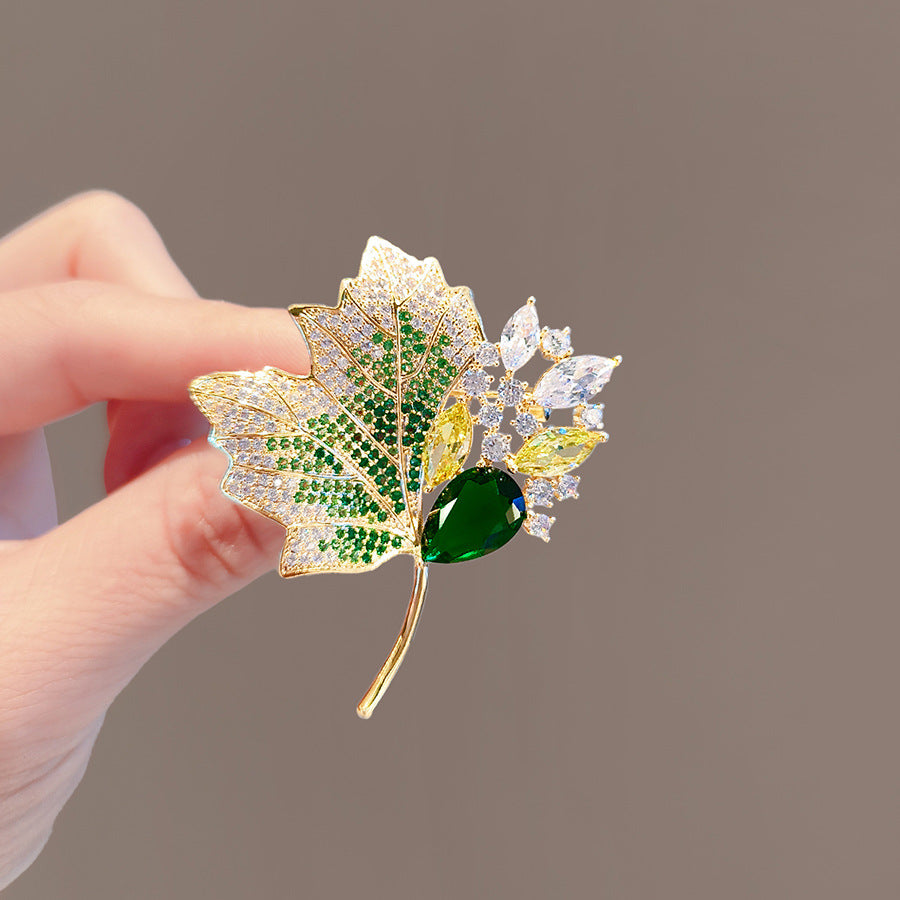 Green Maple Leaf Filigree Brooch