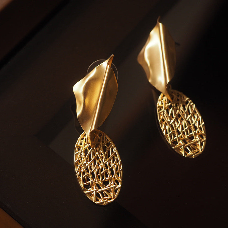 Vintage French Lace Openwork Ruffled Earrings (clip-on)